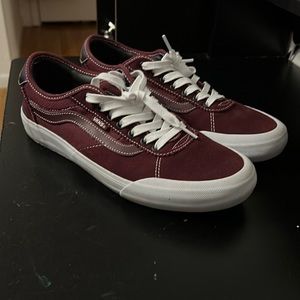 Vans ultra Cush 3D size 9.5 burgundy